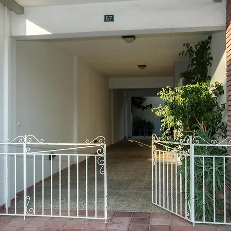 Apartment Kanari Elegant And Cozy Kalamata