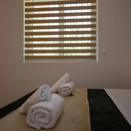 Kanari Elegant And Cozy Apartment *