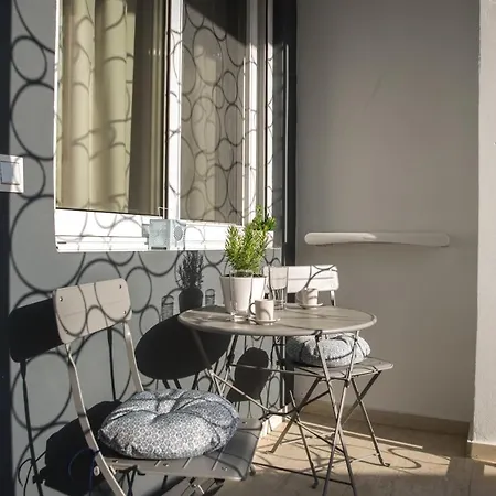 Apartment Kanari Elegant And Cozy