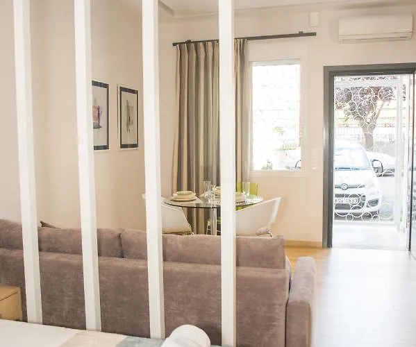 Апартаменты Kanari Elegant And Cozy